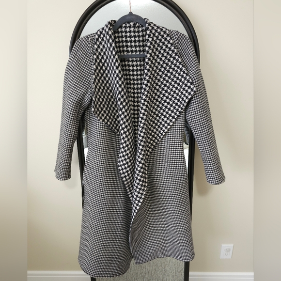 *SOLD* NWT* LINE the Label - Adelaide coat in Houndstooth - Size S - Picture 3 of 5